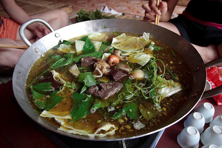 plats typiques de sapa soupe thang co